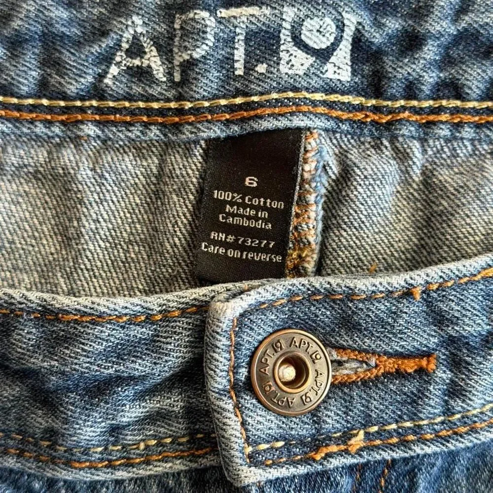 Apt. 9 Women's Denim Cutoff Shorts, Size 6, EUC